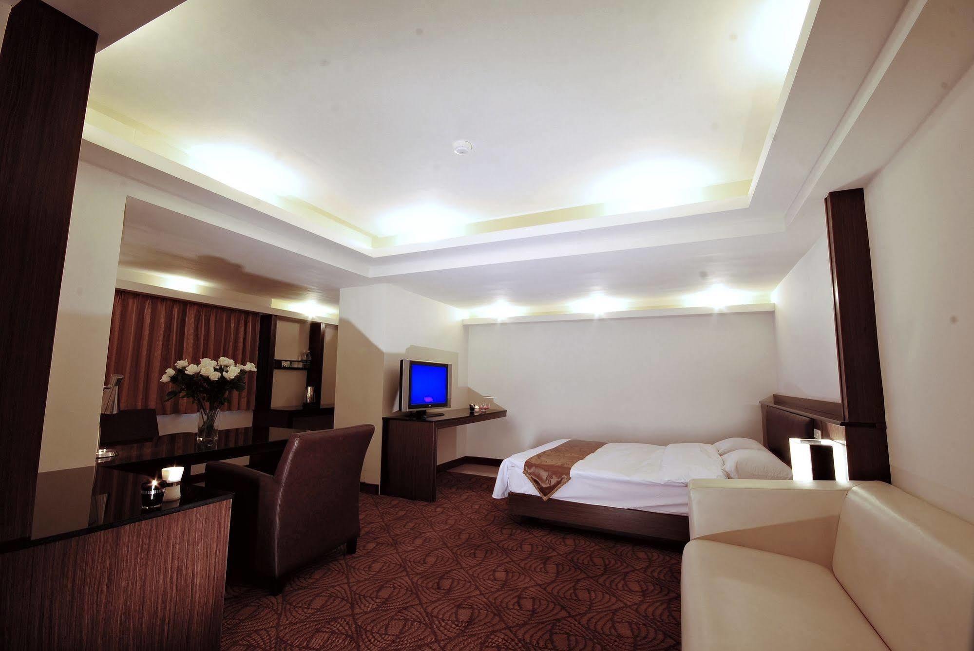 The Enterpriser Hotel Ταϊχούνγκ Εξωτερικό φωτογραφία