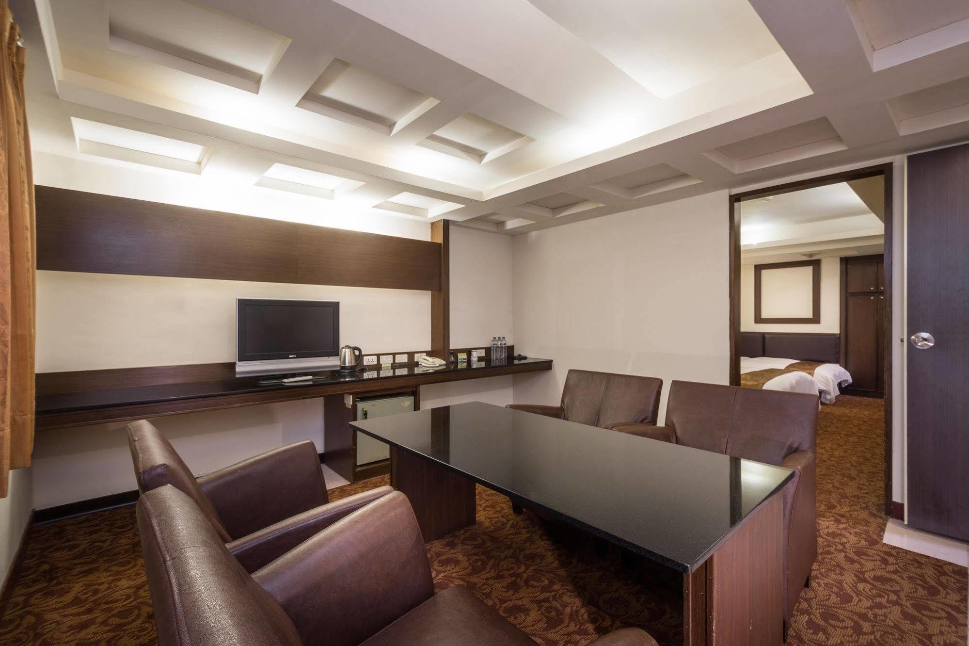 The Enterpriser Hotel Ταϊχούνγκ Εξωτερικό φωτογραφία